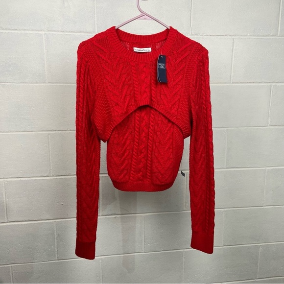 NWT‎ Abercrombie & Fitch Cable Knit Sweater Camisole and Shrug Set LARGE Red NEW - Picture 2 of 13